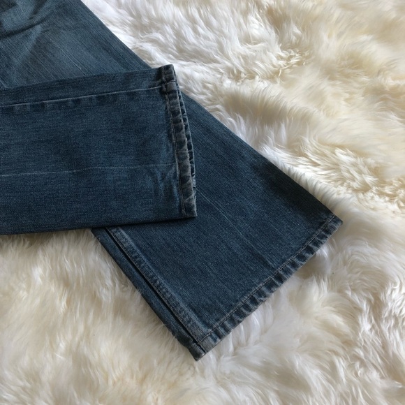 Marc Jacobs Light Wash Distressed Straight Jeans 2 - Picture 2 of 8